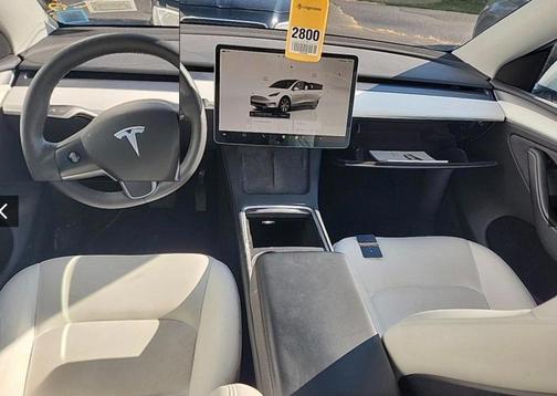 2024 Tesla Model Y Long Range