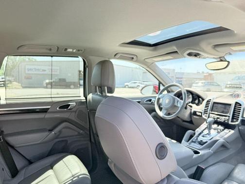 2014 Porsche Cayenne S