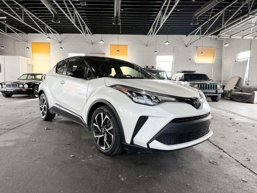 2020 Toyota C-HR XLE