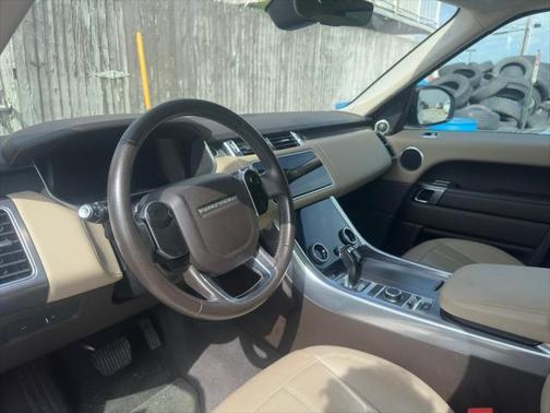 2019 Land Rover Range Rover Sport SE
