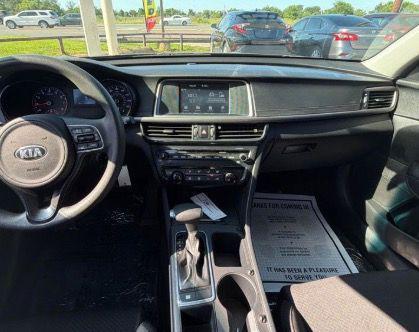 Sangria 2018 Kia Optima LX