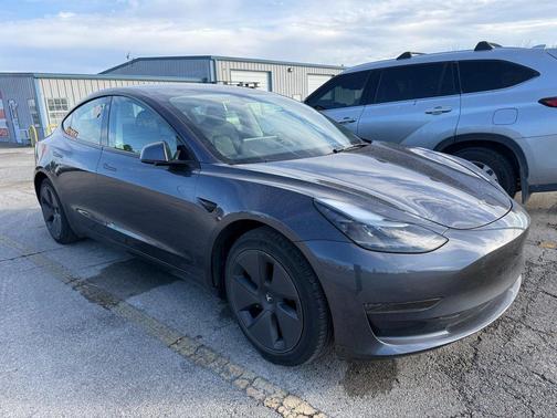 2023 Tesla Model 3 Standard Range