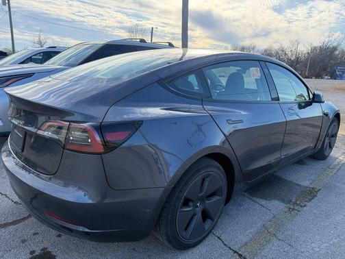 2023 Tesla Model 3 Standard Range