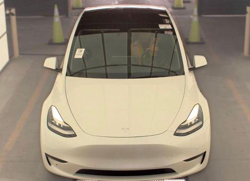 Pearl White Multi-Coat 2021 Tesla Model Y Long Range Dual Motor All-Wheel Drive