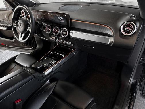 2020 Mercedes-Benz GLB 250 Base