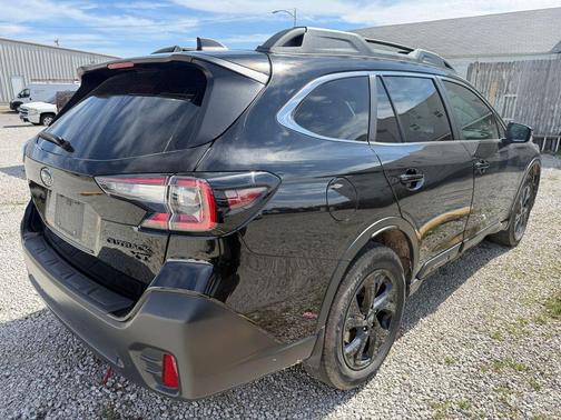 Crystal Black Silica 2020 Subaru Outback Onyx Edition XT