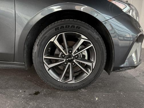 2024 Kia Forte LXS
