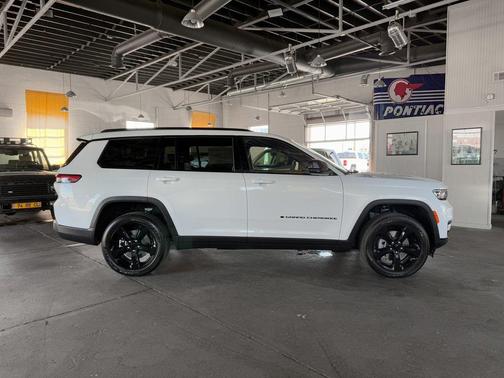 2025 Jeep Grand Cherokee L Altitude