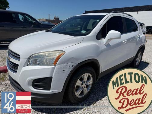 Summit White 2015 Chevrolet Trax LT