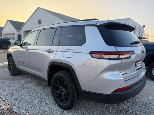 2024 Jeep Grand Cherokee L Altitude