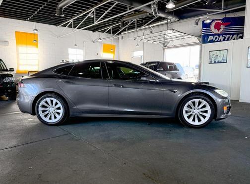 2018 Tesla Model S 75D