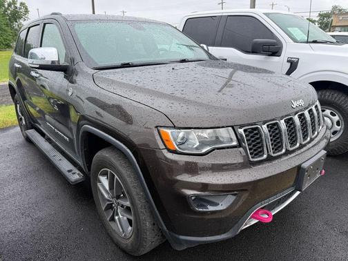 Luxury Brown Pearlcoat 2017 Jeep Grand Cherokee Limited
