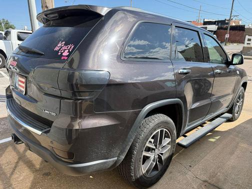 Luxury Brown Pearlcoat 2017 Jeep Grand Cherokee Limited