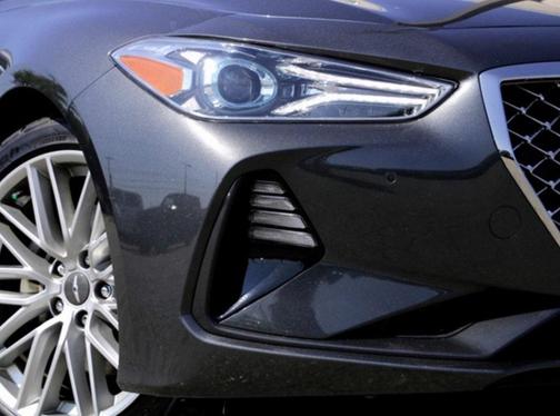 2021 Genesis G70 2.0T RWD