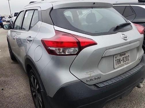 2019 Nissan Kicks SV