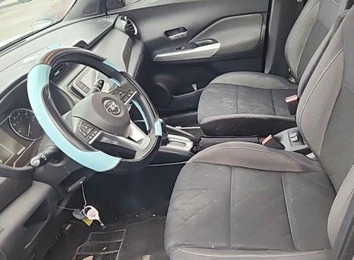 2019 Nissan Kicks SV