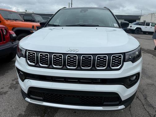 Bright White Clearcoat 2025 Jeep Compass Limited