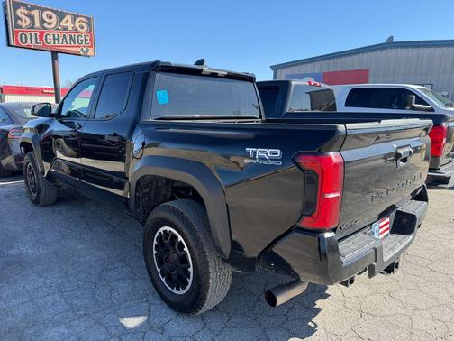 2024 Toyota Tacoma TRD Off-Road