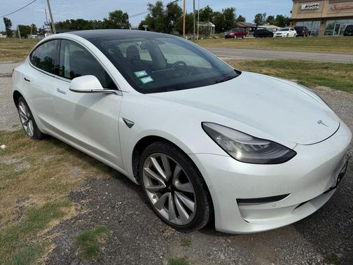 2019 Tesla Model 3 Standard Range Plus