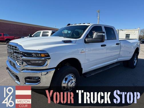 2026 RAM 3500 Tradesman Crew Cab 4x4 8' Box