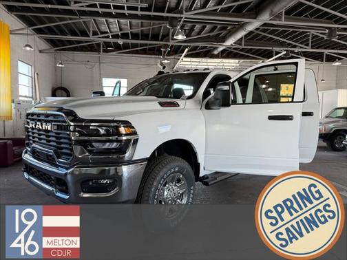 2025 RAM 2500 Tradesman Crew Cab 4x4 6'4' Box