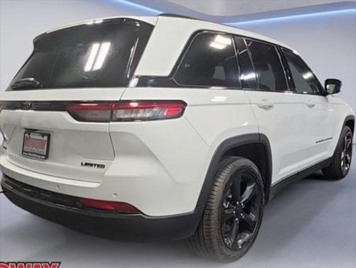 2023 Jeep Grand Cherokee Limited X