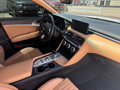 2022 Genesis G70 2.0T RWD