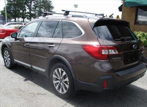 2019 Subaru Outback 2.5i Touring
