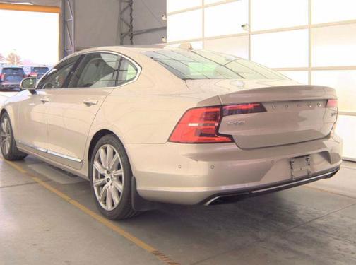 2018 Volvo S90 T6 Inscription