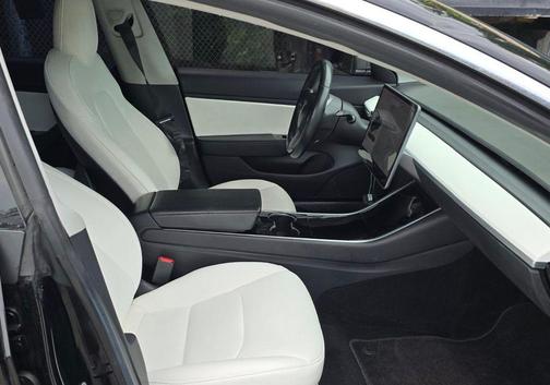 Solid Black 2019 Tesla Model 3 Long Range