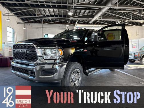 2024 RAM 2500 Tradesman Crew Cab 4x4 6'4' Box