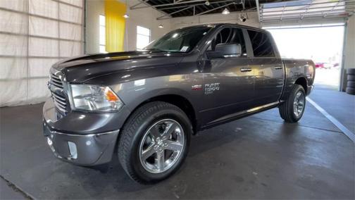 Photo 4 of 24 of 2019 RAM 1500 Classic Lone Star