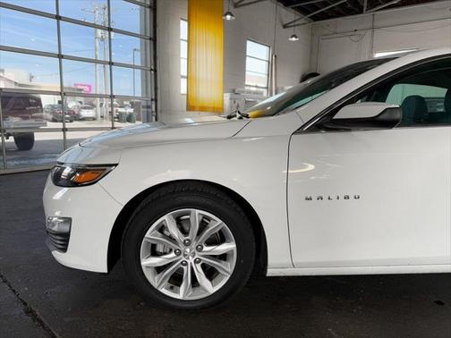 2020 Chevrolet Malibu FWD LT