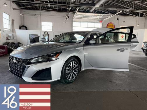 2023 Nissan Altima 2.5 SV