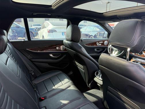 2019 Mercedes-Benz E-Class 4MATIC