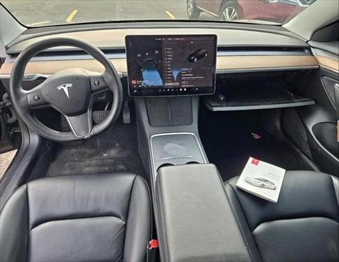 2022 Tesla Model 3 Standard Range