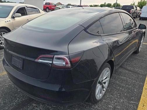 2022 Tesla Model 3 Standard Range