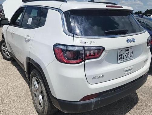 2023 Jeep Compass Latitude