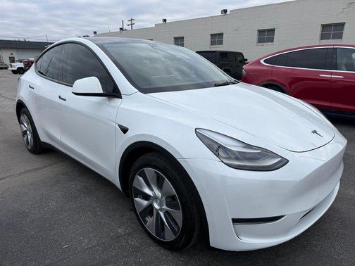 2021 Tesla Model Y Long Range Dual Motor All-Wheel Drive
