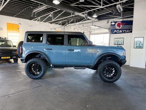 2022 Ford Bronco Badlands
