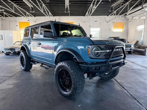 2022 Ford Bronco Badlands