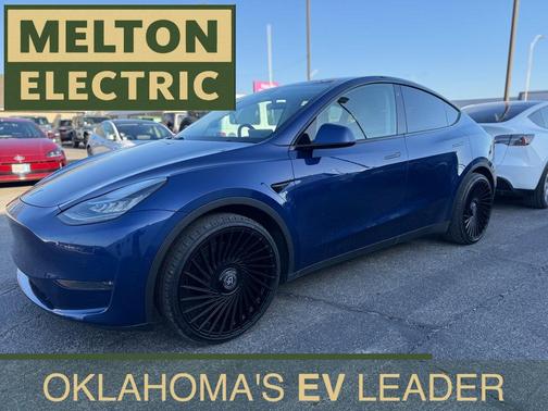 2022 Tesla Model Y Long Range Dual Motor All-Wheel Drive