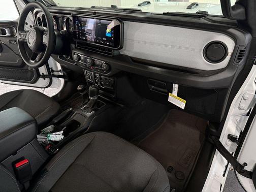 2026 Jeep Gladiator Sport S