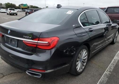 2018 BMW 740e xDrive iPerformance