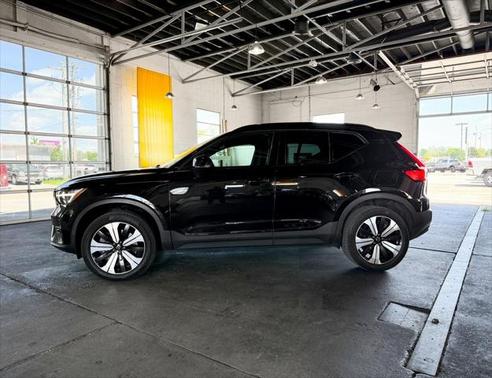 2023 Volvo XC40 Recharge Pure Electric Twin Plus