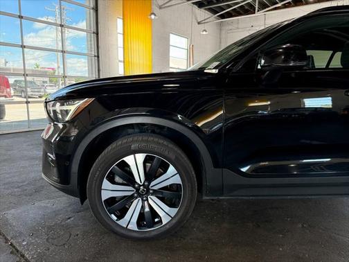 2023 Volvo XC40 Recharge Pure Electric Twin Plus