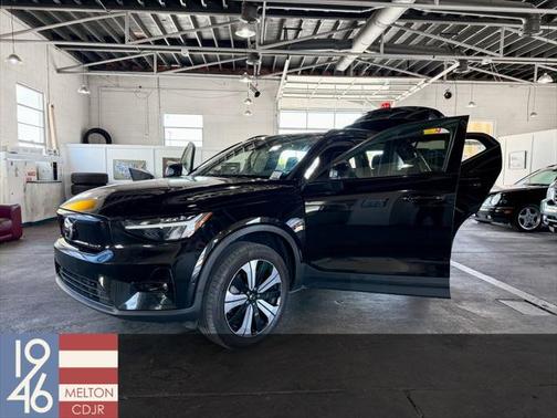 2023 Volvo XC40 Recharge Pure Electric Twin Plus