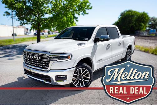 Ivory White Tri-Coat Pearlcoat 2026 RAM 1500 Longhorn