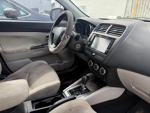 2018 Mitsubishi Outlander Sport 2.0 ES