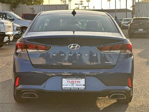 2018 Hyundai SONATA Sport